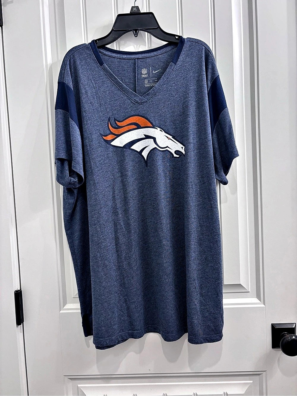 Nike Denver Broncos Team Apparel Broncos Jersey Blue Medium Like New
